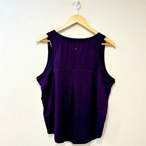 HYBA Purple sports top - Picture 5 of 5